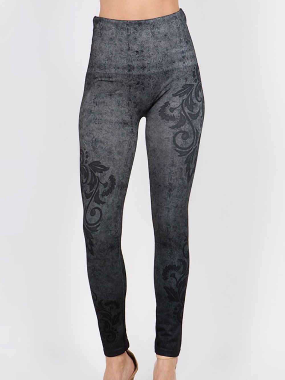 M. Rena Denim Leggings with Vineyard Sublimation Print New!
